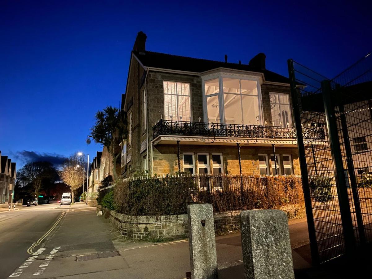 The Old Club Bed & Breakfast Penzance Bagian luar foto